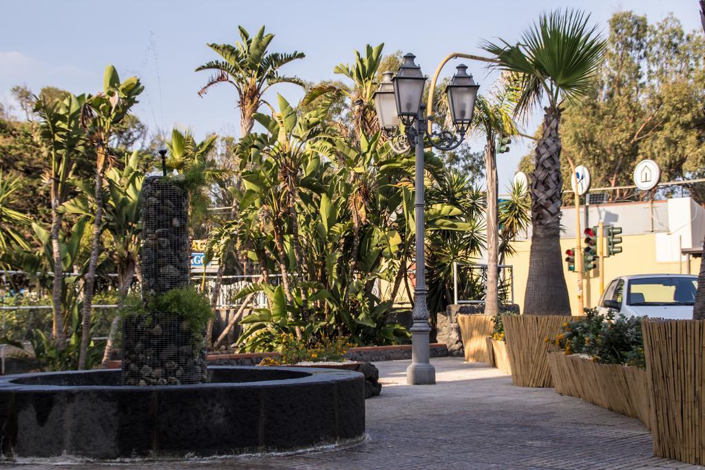 Miramare Hotel Катания Екстериор снимка